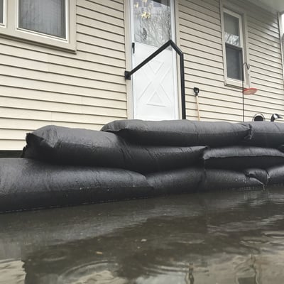 Self-Inflating Non-Woven Flood Bags – Rapid Water Absorption