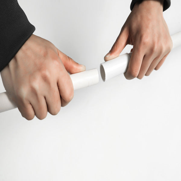 Foldable rainwater collection bucket with spout