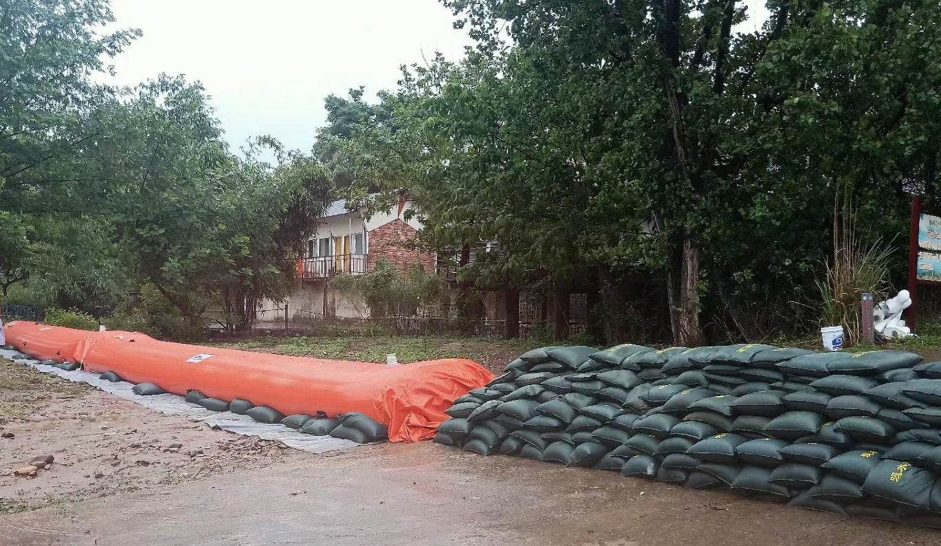 Quick-Absorbing Water-Inflation Flood Barrier Bag – Fast Flood Response