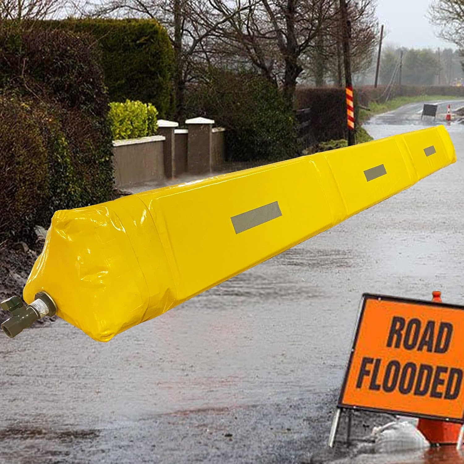 CE-Certified Yellow PVC Flood Barrier Hose on Road with Road Flooded Sign